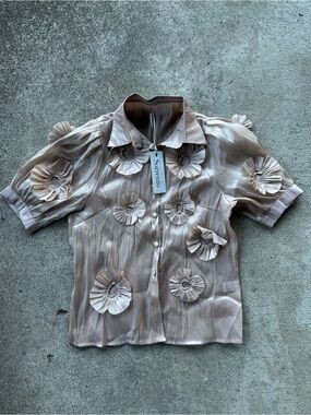 Sorrento Floral Applique Short-Sleeve Sheer Button Blouse Size L/XL
